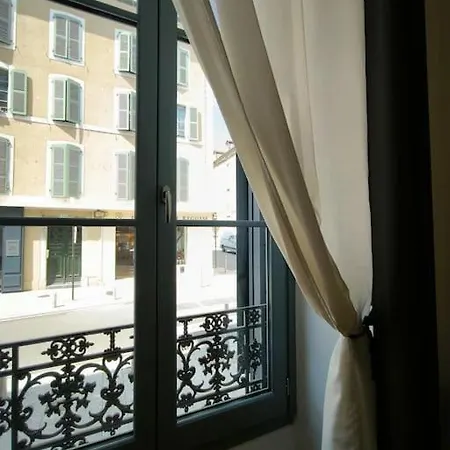 Bel Appt-quartier Des Halles-2 Pers-animal Accepte Апартаменты