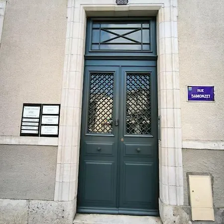 Апартаменты Bel Appt-quartier Des Halles-2 Pers-animal Accepte По